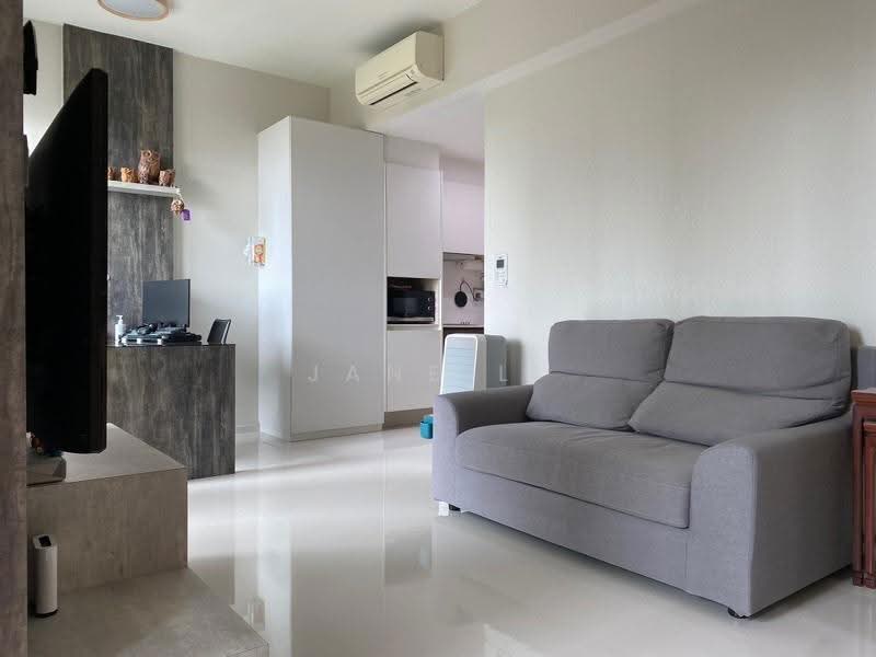 Vacanza @ East, 36 Lengkong Tujoh, Eunos / Geylang / Paya Lebar, 2 Bedrooms, 560 sqft, Condominium For Sale, by Jane Li, 500289673 - PropertyGuru.com.sg