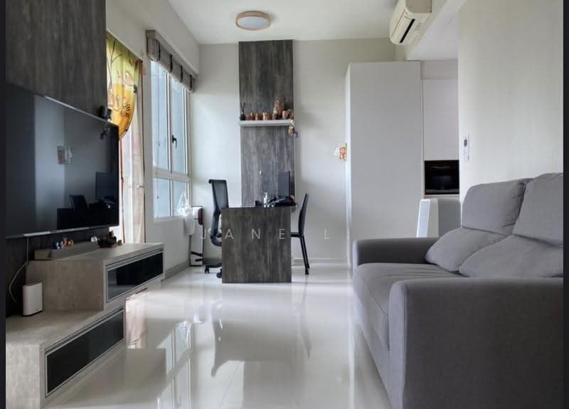 Vacanza @ East, 36 Lengkong Tujoh, Eunos / Geylang / Paya Lebar, 2 Bedrooms, 560 sqft, Condominium For Sale, by Jane Li, 500289673 - PropertyGuru.com.sg