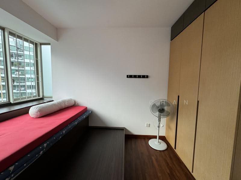Casa Merah, 50 Tanah Merah Kechil Avenue, Bedok / Upper East Coast, 3 Bedrooms, 1,238 sqft, Condominium For Rent, by Stephanie Chan, 500289703 - Bedroom 2 - PropertyGuru.com.sg
