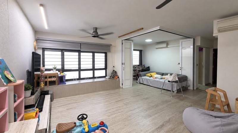 817B Keat Hong Link, 817B Keat Hong Link, Dairy Farm / Bukit Panjang / Choa Chu Kang, 3 Bedrooms, 990 sqft, HDB Flat For Sale, by Kenneth Wong, 500289706 - Living Room - PropertyGuru.com.sg