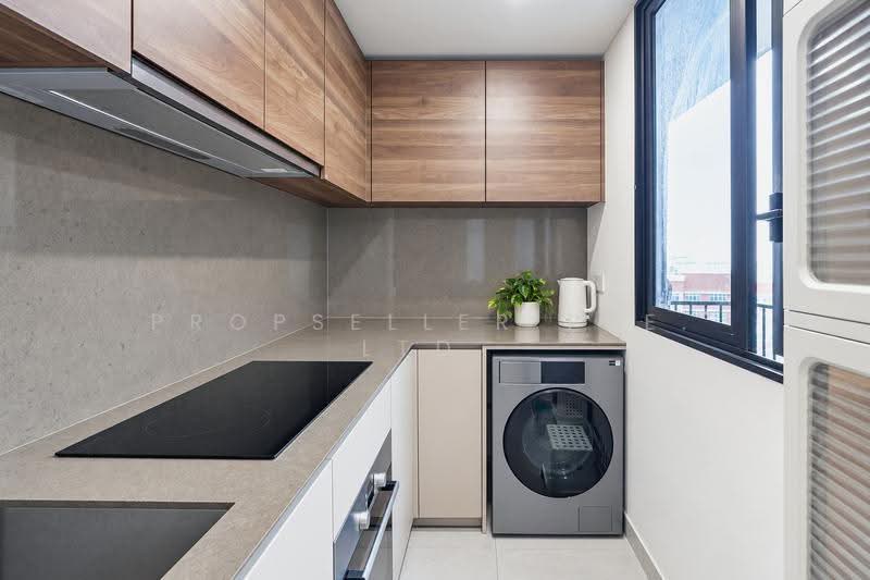 Le Quest, 12 Bukit Batok Street 41, Dairy Farm / Bukit Panjang / Choa Chu Kang, 3 Bedrooms, 1,109 sqft, Condominium For Sale, by Gina Tow, 500289711 - Kitchen - PropertyGuru.com.sg