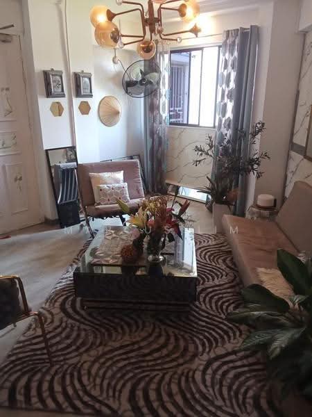 662 Buffalo Road, 662 Buffalo Road, Farrer Park / Serangoon Rd, 3 Bedrooms, 980 sqft, HDB Flat For Sale, by Marcus Lim, 500289712 - Living Room - PropertyGuru.com.sg