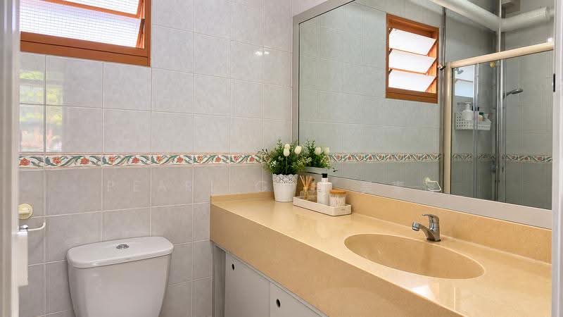313D Anchorvale Road, 313D Anchorvale Road, Hougang / Punggol / Sengkang, 3 Bedrooms, 990 sqft, HDB Flat For Sale, by Pearl Goh 吴素菁, 500289738 - Bathroom - PropertyGuru.com.sg
