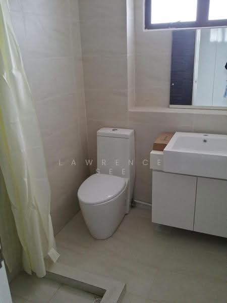 Parkway View, 39 Marine Parade Road, East Coast / Marine Parade, 4 Bedrooms, 2,776 sqft, Condominium For Rent, by Lawrence See, 500289762 - Bathroom - PropertyGuru.com.sg