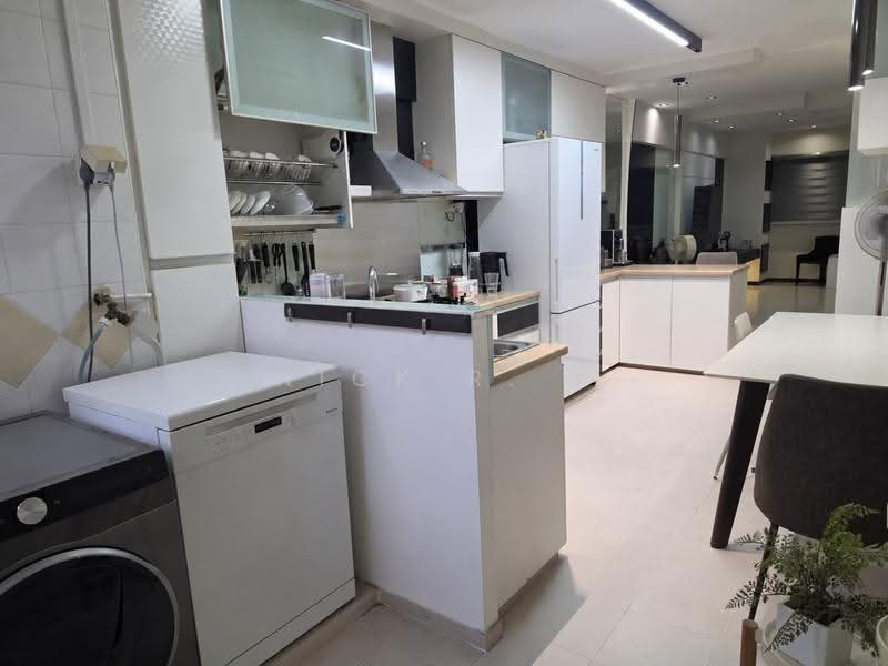 216 Ang Mo Kio Avenue 1, 216 Ang Mo Kio Avenue 1, Ang Mo Kio / Bishan / Thomson, 2 Bedrooms, 786 sqft, HDB Flat For Sale, by Nick R. L, 500289771 - Kitchen - PropertyGuru.com.sg