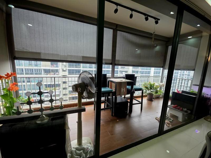 SkyPark Residences, Sembawang Drive, Sembawang / Yishun, 4 Bedrooms, 1,528 sqft, Condominium For Sale, by Carrie Zhang, 500289784 - Balcony - PropertyGuru.com.sg