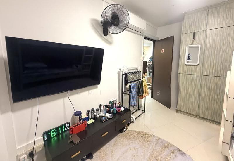 557 Hougang Street 51, 557 Hougang Street 51, Hougang / Punggol / Sengkang, 3 Bedrooms, 1,141 sqft, HDB Flat For Sale, by Azmi Talib, 500289785 - Living Room - PropertyGuru.com.sg