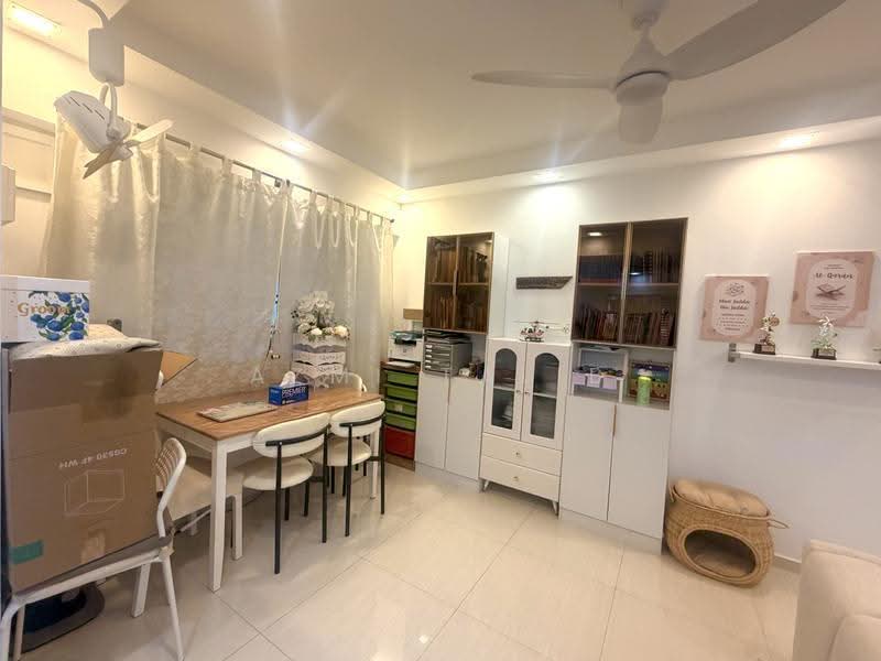 557 Hougang Street 51, 557 Hougang Street 51, Hougang / Punggol / Sengkang, 3 Bedrooms, 1,141 sqft, HDB Flat For Sale, by Azmi Talib, 500289785 - PropertyGuru.com.sg