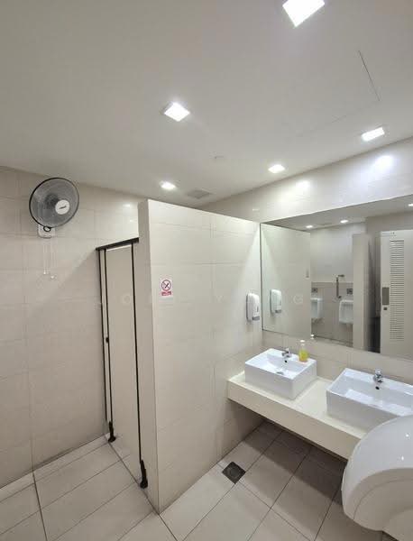 no gst! shift in condition window unit!, rent cover utility bills n got wifi! (balestier)!, Balestier / Toa Payoh, 125 sqft, Office For Rent, by Joel Yong, 500289808 - CommercialGuru.com.sg