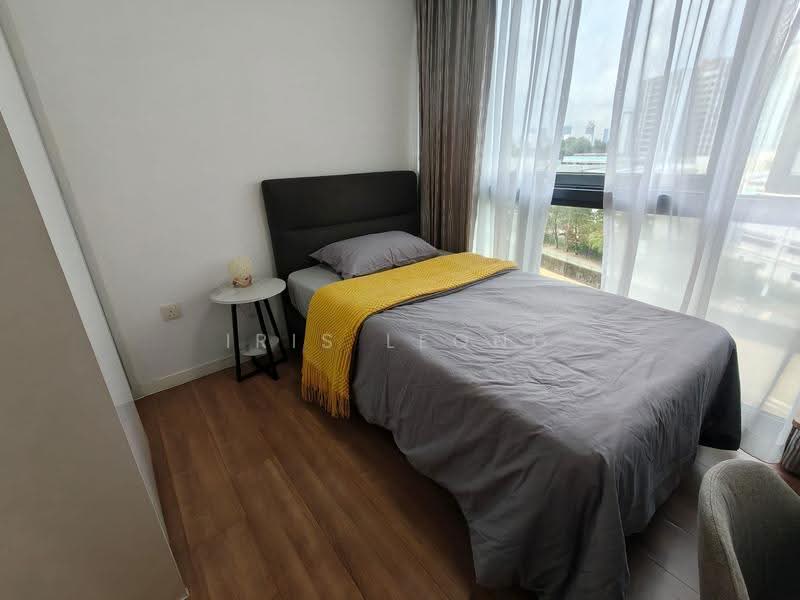 The Lakefront Residences, 42 Lakeside Drive, Boon Lay / Jurong / Tuas, Room Rental, 120 sqft, Condominium For Rent, by Iris Leong, 500289812 - Bedroom - PropertyGuru.com.sg