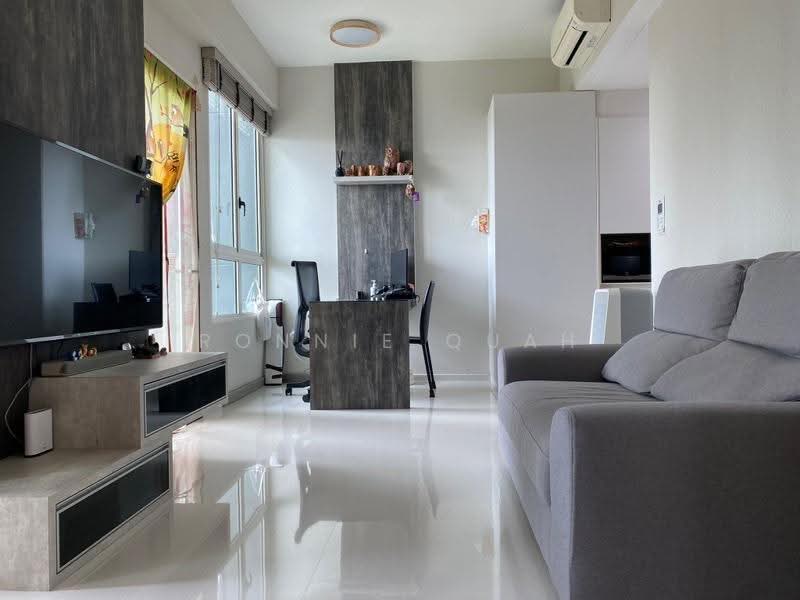 Vacanza @ East, 36 Lengkong Tujoh, Eunos / Geylang / Paya Lebar, 2 Bedrooms, 560 sqft, Condominium For Sale, by Ronnie Quah, 500289817 - PropertyGuru.com.sg