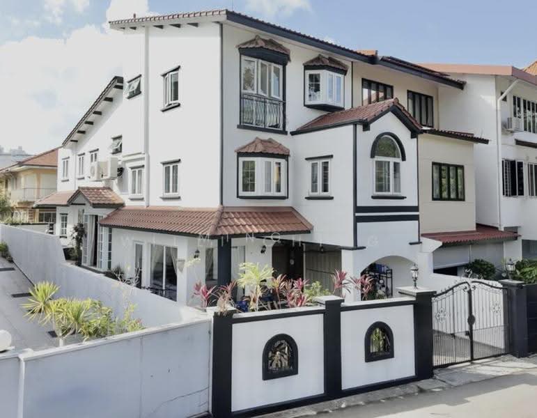 East Coast 2.5stry Corner Terrace! 5mins MRT, East Coast Road, East Coast / Marine Parade, 5 Bedrooms, 3,380 sqft, Corner Terrace For Sale, by Ming !, 500289833 - Exterior - PropertyGuru.com.sg