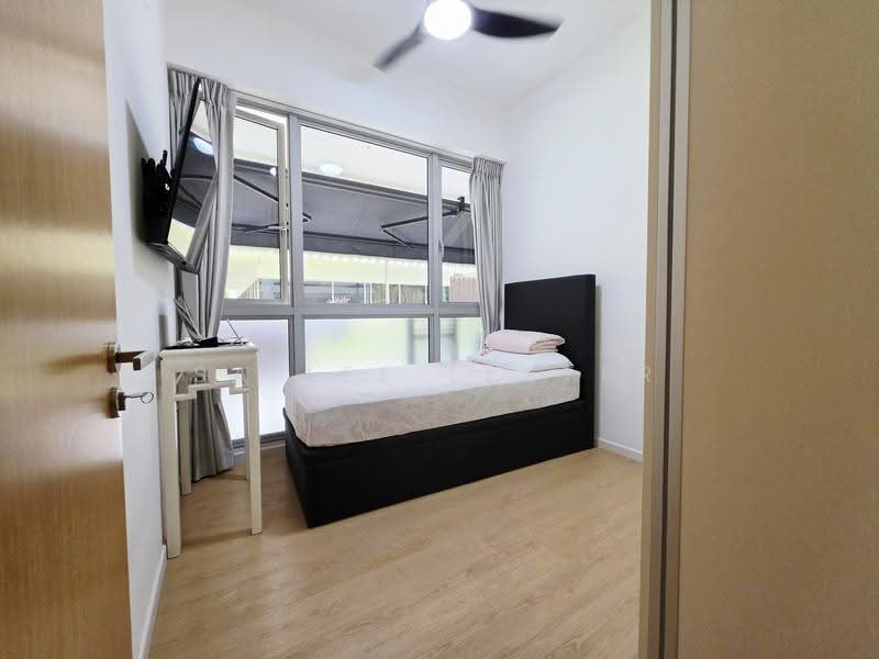 Austville Residences, 19 Sengkang East Avenue, Hougang / Punggol / Sengkang, 4 Bedrooms, 1,496 sqft, Condominium For Sale, by SA Lee Lester, 500289836 - Bedroom - PropertyGuru.com.sg