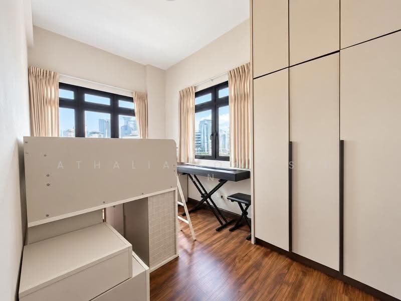 Orchard Court, 27 Oxley Road, Orchard / River Valley, 4 Bedrooms, 1,453 sqft, Apartment For Sale, by Athalia Soon Sze Yin, 500289846 - Bedroom - PropertyGuru.com.sg