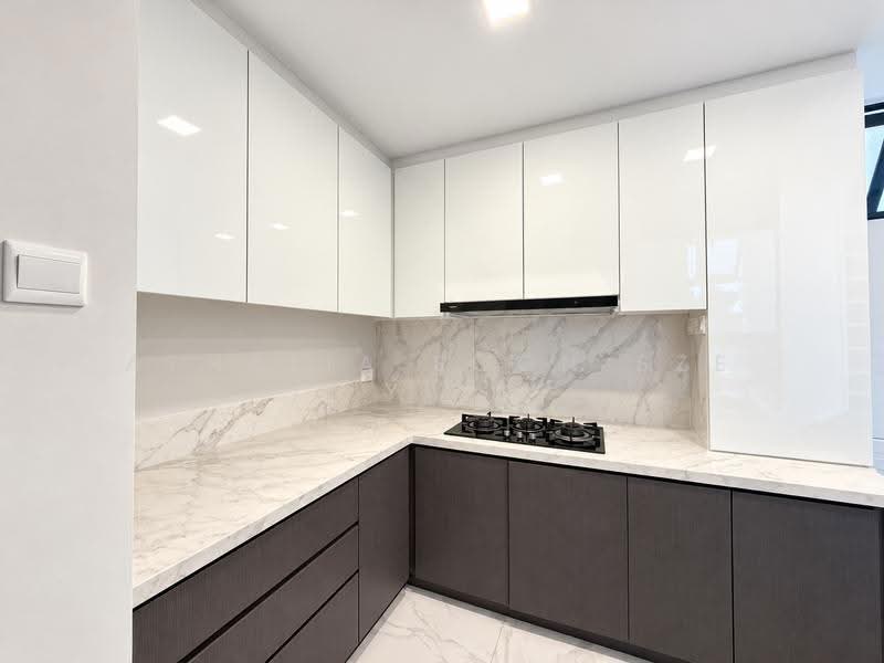 Orchard Court, 27 Oxley Road, Orchard / River Valley, 4 Bedrooms, 1,453 sqft, Apartment For Sale, by Athalia Soon Sze Yin, 500289846 - Kitchen - PropertyGuru.com.sg