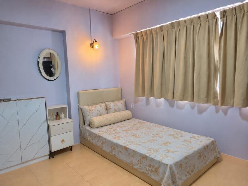 556 Jurong West Street 42, 556 Jurong West Street 42, Boon Lay / Jurong / Tuas, 4 Bedrooms, 1,593 sqft, HDB Flat For Sale, by Nick R. L, 500289852 - Bedroom - PropertyGuru.com.sg