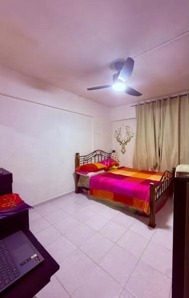 611 Ang Mo Kio Avenue 5, 611 Ang Mo Kio Avenue 5, Ang Mo Kio / Bishan / Thomson, 2 Bedrooms, 721 sqft, HDB Flat For Sale, by Chang Nyet Har Michelle, 500289859 - Bedroom - PropertyGuru.com.sg