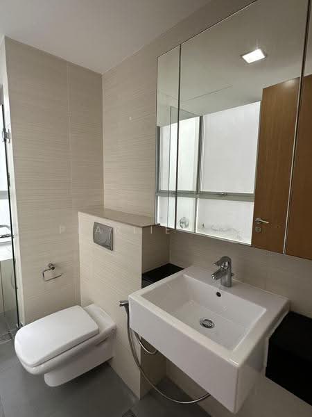 Oasis @ Elias, 60 - 72 Elias Road, Pasir Ris / Tampines, 2 Bedrooms, 980 sqft, Condominium For Sale, by Pearlie Tan, 500289860 - Bathroom - PropertyGuru.com.sg