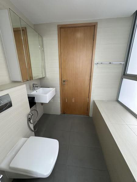 Oasis @ Elias, 60 - 72 Elias Road, Pasir Ris / Tampines, 2 Bedrooms, 980 sqft, Condominium For Sale, by Pearlie Tan, 500289860 - Bathroom - PropertyGuru.com.sg