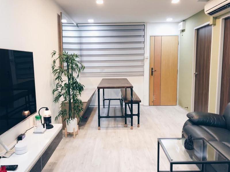 116 Bishan Street 12, 116 Bishan Street 12, Ang Mo Kio / Bishan / Thomson, 2 Bedrooms, 689 sqft, HDB Flat For Sale, by Dawn Kwee, 500289873 - Living Room - PropertyGuru.com.sg