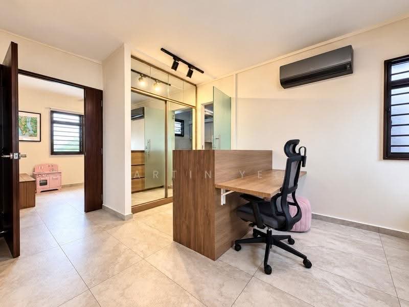 18 Cantonment Close, 18 18, Chinatown / Tanjong Pagar, 3 Bedrooms, 969 sqft, HDB Flat For Sale, by Martin Yeo, 500289893 - PropertyGuru.com.sg