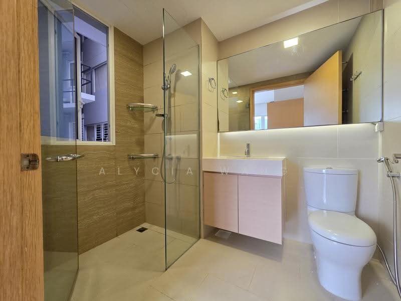 Waterview, 91 Tampines Avenue 1, Pasir Ris / Tampines, 2 Bedrooms, 926 sqft, Condominium For Sale, by Alycia Wang, 500289897 - Bathroom - PropertyGuru.com.sg
