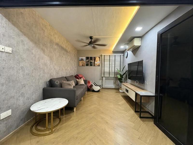 816 Woodlands Street 82, 816 Woodlands Street 82, Admiralty / Woodlands, 3 Bedrooms, 1,905 sqft, HDB Flat For Sale, by Yeo Tong Boon, 500289900 - Living Room - PropertyGuru.com.sg