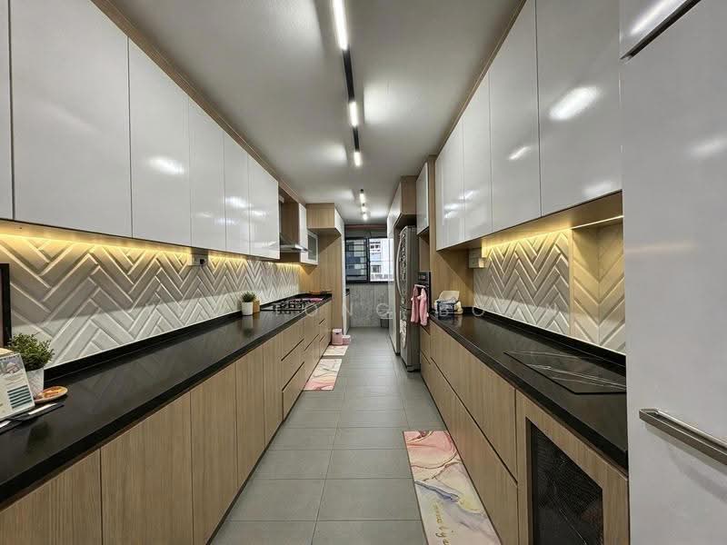 816 Woodlands Street 82, 816 Woodlands Street 82, Admiralty / Woodlands, 3 Bedrooms, 1,905 sqft, HDB Flat For Sale, by Yeo Tong Boon, 500289900 - Kitchen - PropertyGuru.com.sg