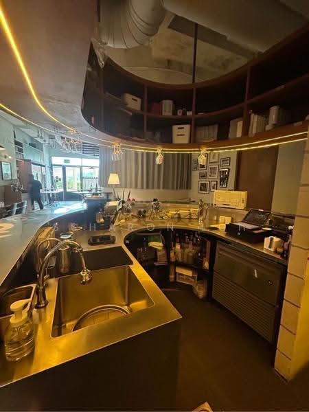 Furama Riverfront, 405 405, Alexandra / Commonwealth, 1,055 sqft, Food & Beverage For Rent, by Ssharon Loh, 500289941 - CommercialGuru.com.sg
