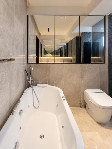 Frankel Estate, Siglap Bank, East Coast / Marine Parade, 9 Bedrooms, 8,615 sqft, Detached House For Sale, by Edmund Su, 500289955 - Bathroom - PropertyGuru.com.sg