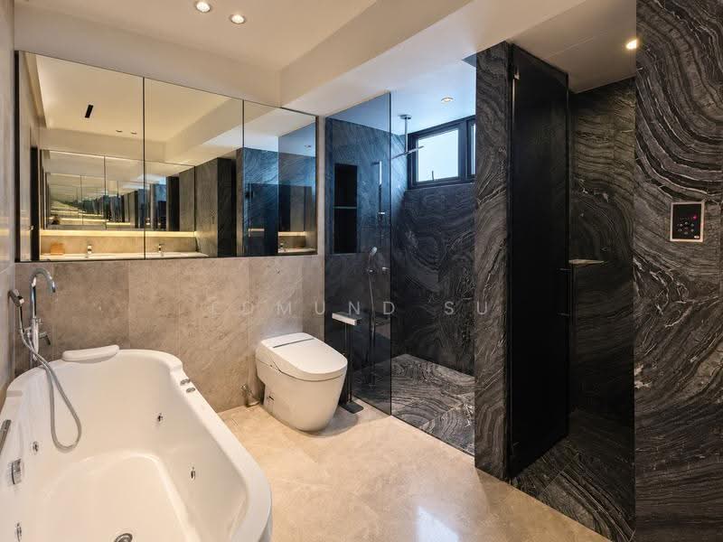 Frankel Estate, Siglap Bank, East Coast / Marine Parade, 9 Bedrooms, 8,615 sqft, Detached House For Sale, by Edmund Su, 500289955 - Bathroom - PropertyGuru.com.sg
