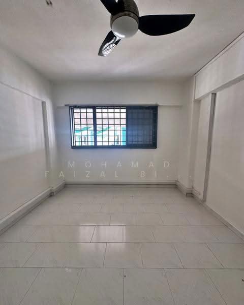 438 Jurong West Avenue 1, 438 Jurong West Avenue 1, Boon Lay / Jurong / Tuas, 2 Bedrooms, 871 sqft, HDB Flat For Sale, by Mohamad Faizal Bin Hanafi, 500289962 - PropertyGuru.com.sg