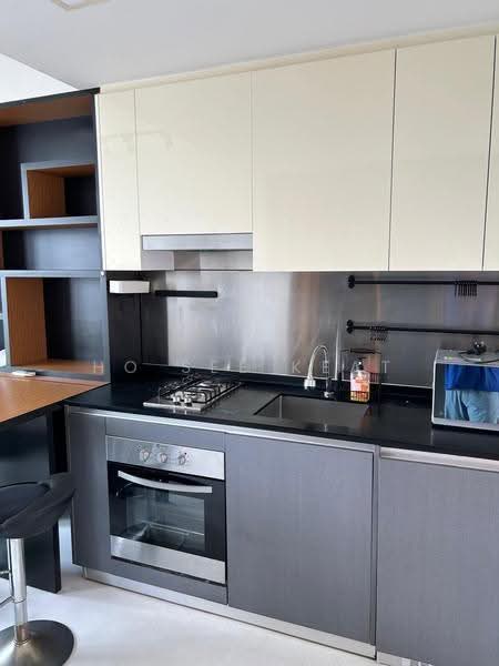 Hedges Park Condominium, 71 Flora Drive, Changi Airport / Changi Village, 1 Bedroom, 484 sqft, Condominium For Rent, by Ho See Keat, 500289965 - Kitchen - PropertyGuru.com.sg