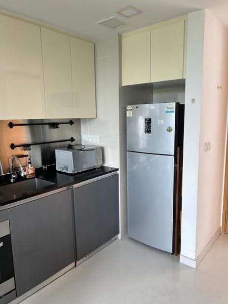 Hedges Park Condominium, 71 Flora Drive, Changi Airport / Changi Village, 1 Bedroom, 484 sqft, Condominium For Rent, by Ho See Keat, 500289965 - Kitchen - PropertyGuru.com.sg