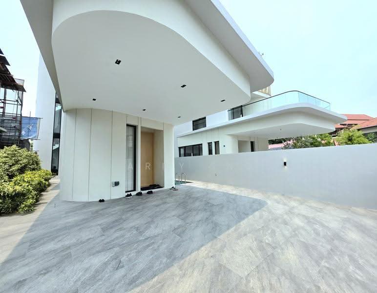 Brand New Detached @ Siglap Road, Siglap Road, East Coast / Marine Parade, 5 Bedrooms, 9,280 sqft, Detached House For Sale, by Larry Sng, 500289966 - Exterior - PropertyGuru.com.sg