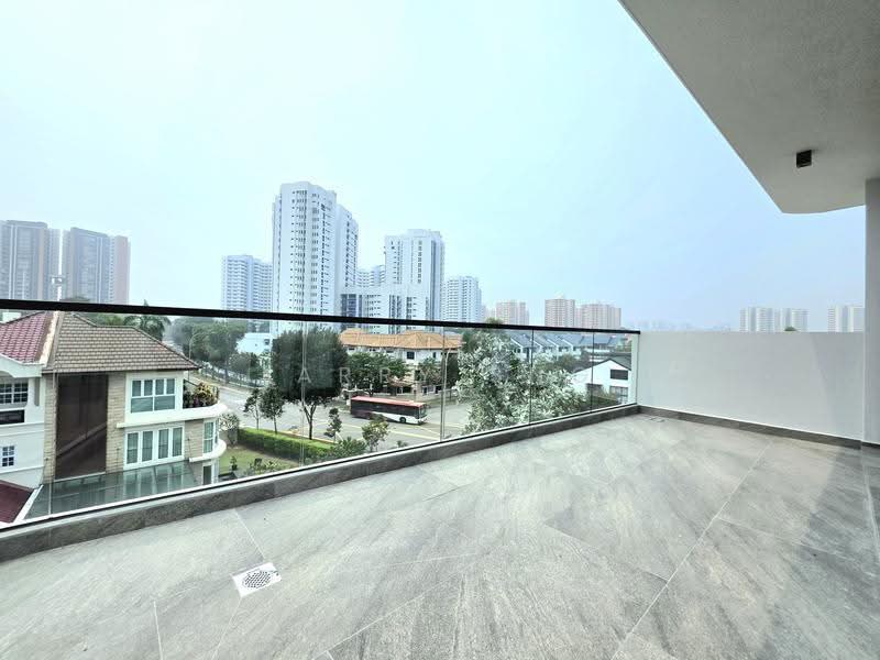 Brand New Detached @ Siglap Road, Siglap Road, East Coast / Marine Parade, 5 Bedrooms, 9,280 sqft, Detached House For Sale, by Larry Sng, 500289966 - Balcony - PropertyGuru.com.sg