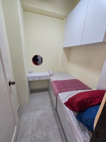 Azalea Park Condo, 4 Flora Road, Changi Airport / Changi Village, 4 Bedrooms, 1,315 sqft, Condominium For Rent, by Dexter Lim, 500289974 - Bedroom - PropertyGuru.com.sg