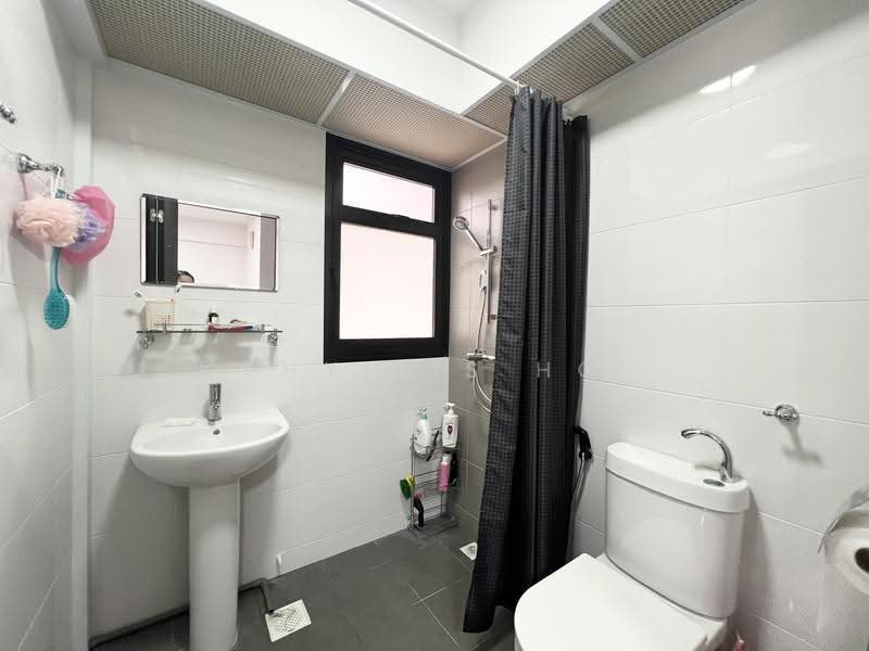455A Sengkang West Avenue, 455A Sengkang West Avenue, Seletar / Yio Chu Kang, 1 Bedroom, 517 sqft, HDB Flat For Sale, by Phyllis Ho, 500289977 - Bathroom - PropertyGuru.com.sg