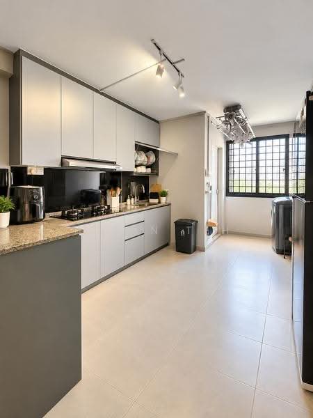 738 Jurong West Street 75, 738 Jurong West Street 75, Boon Lay / Jurong / Tuas, 3 Bedrooms, 1,130 sqft, HDB Flat For Sale, by Bryan Teh, 500289980 - Kitchen - PropertyGuru.com.sg
