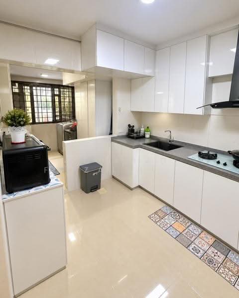 681C Woodlands Drive 62, 681C Woodlands Drive 62, Admiralty / Woodlands, 3 Bedrooms, 1,130 sqft, HDB Flat For Sale, by Mohamad Faizal Bin Hanafi, 500289987 - Kitchen - PropertyGuru.com.sg