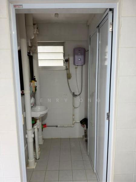 175 Boon Lay Drive, 175 175, Boon Lay / Jurong / Tuas, 2 Bedrooms, 635 sqft, HDB Flat For Sale, by Henry Ong, 500289992 - PropertyGuru.com.sg