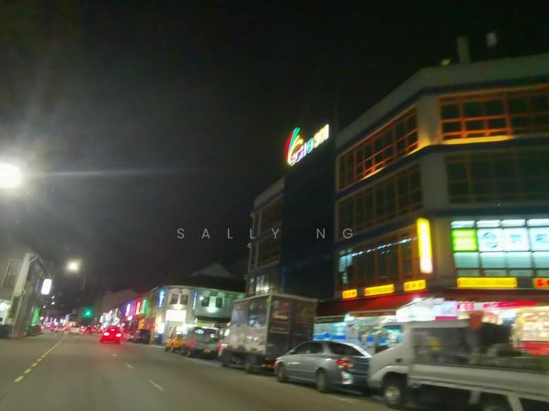 Prime Geylang Main Road - Heavy Traffic Coffeeshop, Geylang Road, Eunos / Geylang / Paya Lebar, 1,589 sqft, Food & Beverage For Rent, by Sally Ng, 500289994 - CommercialGuru.com.sg