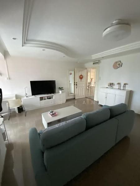 63A Lengkok Bahru, 63A Lengkok Bahru, Alexandra / Commonwealth, Room Rental, 90 sqft, HDB Flat For Rent, by Jon Tan, 500290003 - Living Room - PropertyGuru.com.sg