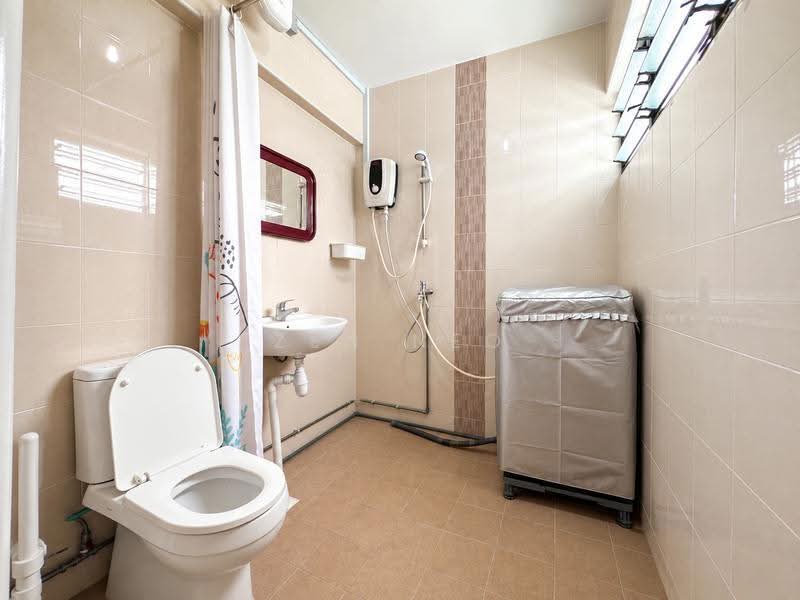 277 Tampines Street 22, 277 Tampines Street 22, Pasir Ris / Tampines, 3 Bedrooms, 1,119 sqft, HDB Flat For Rent, by Zen Neo, 500290009 - Bathroom - PropertyGuru.com.sg