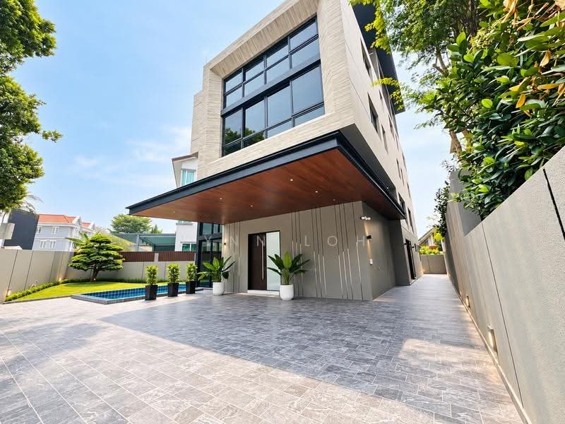 Rare Brand New Freehold Detached Home | Watten | 7 Bedrooms, HILLCREST / WATTEN / SHELFORD ROAD, TANGLIN / HOLLAND / BUKIT TIMAH, Newton / Novena, 7 Bedrooms, 9,614 sqft, Detached House For Sale, by Lynn Loh, 500290013 - Exterior - PropertyGuru.com.sg