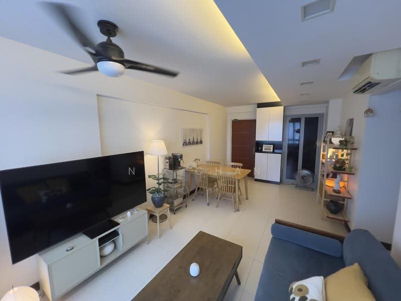 987C Buangkok Green, 987C Buangkok Green, Hougang / Punggol / Sengkang, 3 Bedrooms, 1,001 sqft, HDB Flat For Sale, by Nik Chan, 500290030 - Living Room - PropertyGuru.com.sg