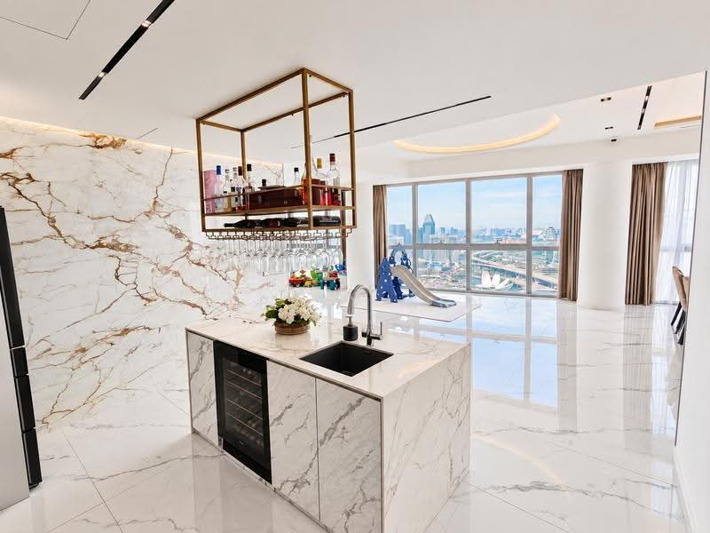 Marina Bay Residences, 18 Marina Boulevard, Boat Quay / Raffles Place / Marina, 5 Bedrooms, 4,496 sqft, Condominium For Rent, by Shirley Seng, 500290040 - Living Room - PropertyGuru.com.sg