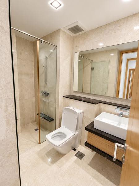 Marina Bay Residences, 18 Marina Boulevard, Boat Quay / Raffles Place / Marina, 4 Bedrooms, 3,961 sqft, Condominium For Rent, by Shirley Seng, 500290048 - Bathroom - PropertyGuru.com.sg