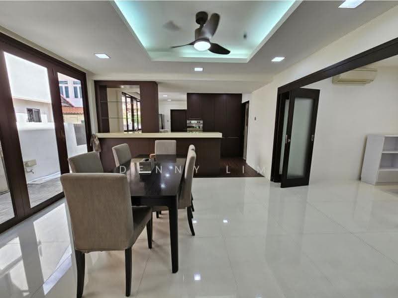 D15 CORNER TERRACE. 6 BEDROOMS (9693.8899 发发久久), East Coast / Marine Parade, 6 Bedrooms, 4,500 sqft, Corner Terrace For Rent, by Denny Lim, 500290057 - Dining Room - PropertyGuru.com.sg