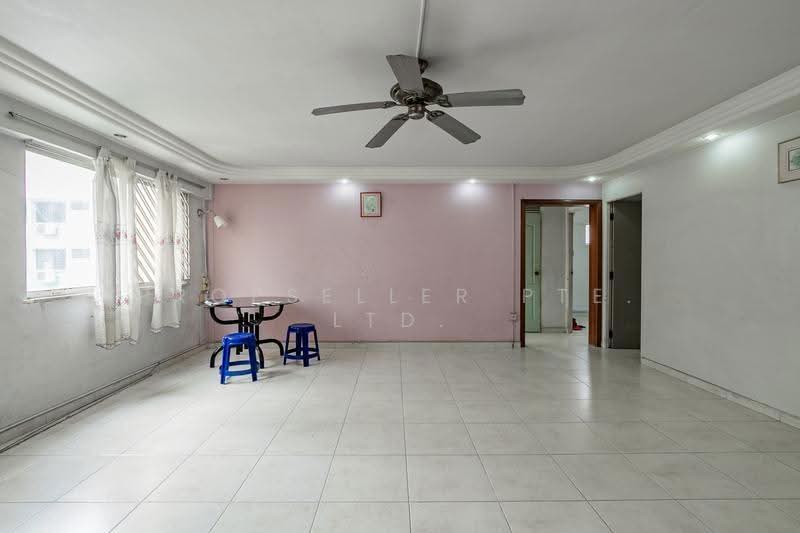 867 Yishun Street 81, 867 Yishun Street 81, Sembawang / Yishun, 3 Bedrooms, 1,119 sqft, HDB Flat For Sale, by Wes Teo, 500290064 - Living Room - PropertyGuru.com.sg